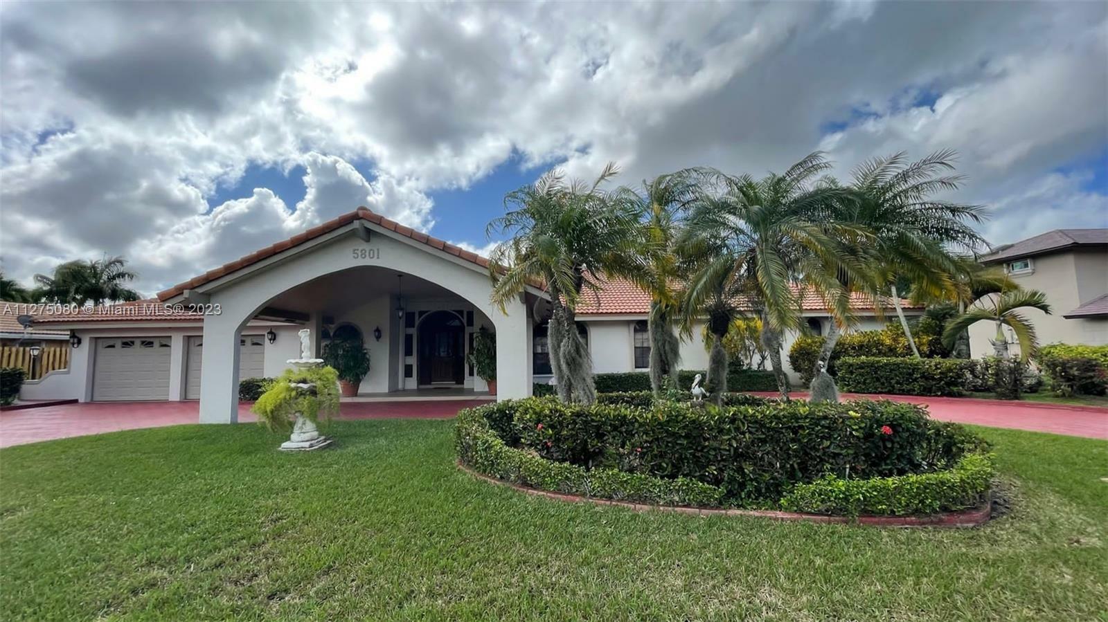 5801 Castlegate Ave  Davie FL 33331 photo