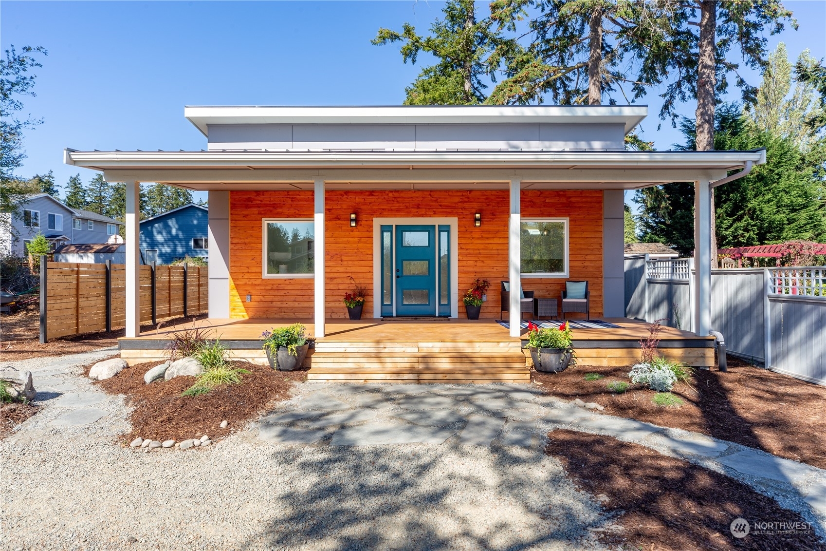 Property Photo:  1410 Hastings Avenue  WA 98368 