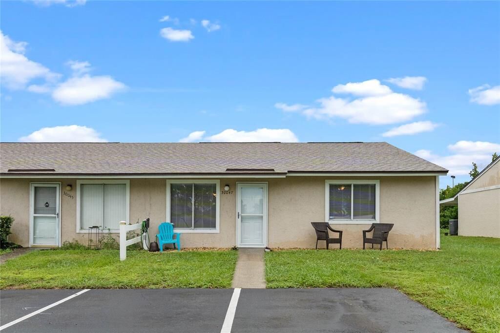 Property Photo: 30047 Tavares Ridge Boulevard FL 32778