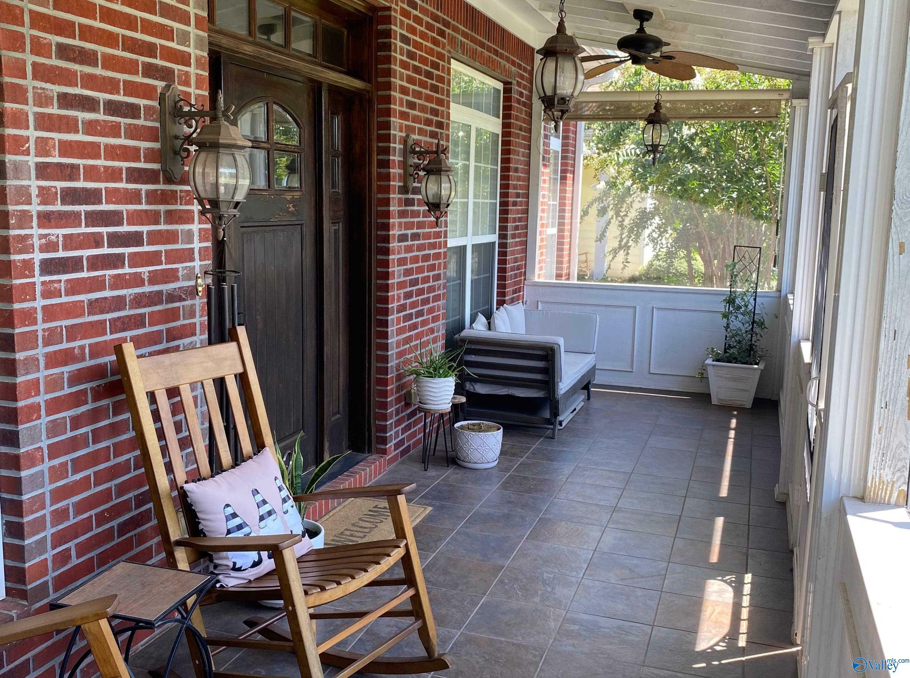 Property Photo:  302 W 7th Street  AL 35674 