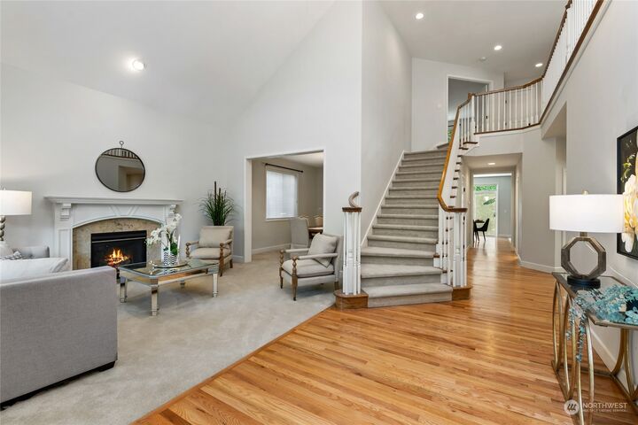 Property Photo:  8840 237th Place NE  WA 98053 