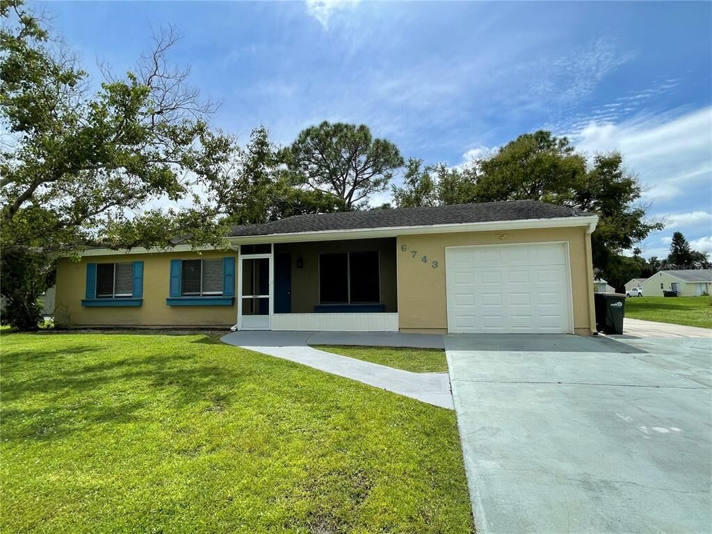 Property Photo:  6743 Electra Avenue  FL 34287 
