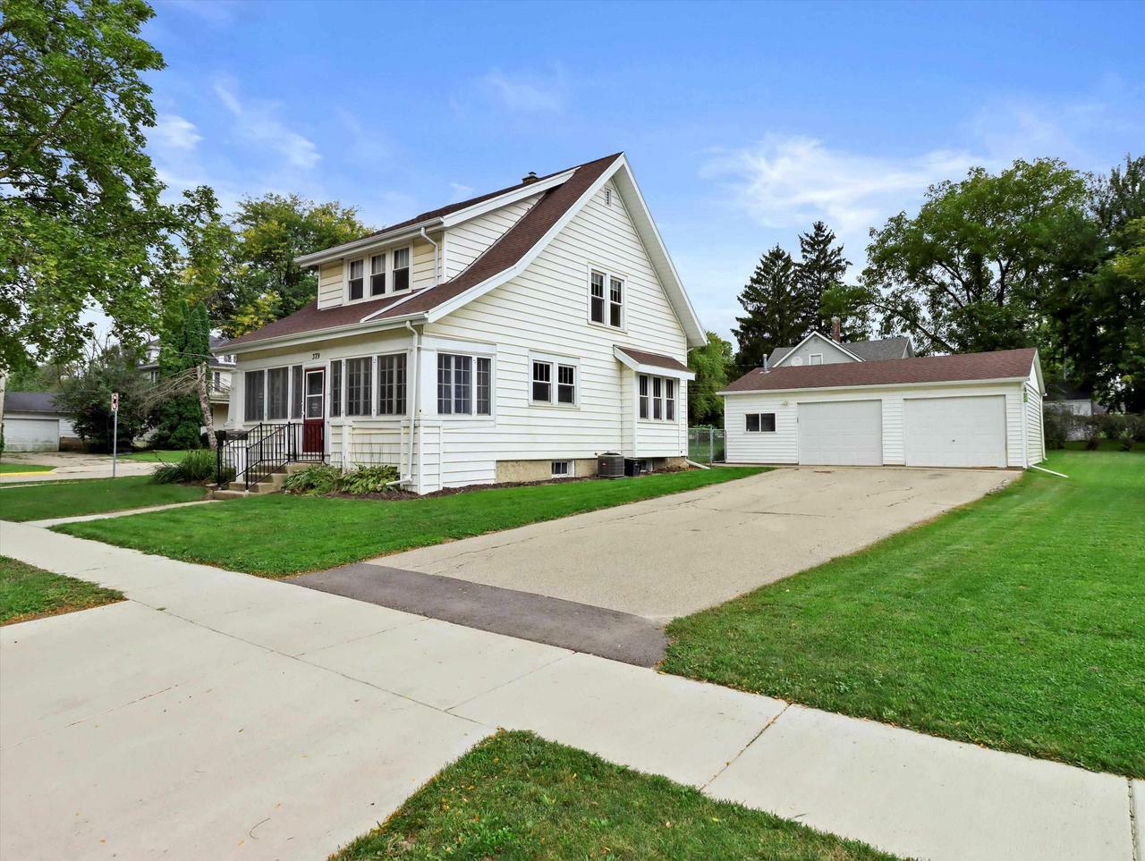 Property Photo:  379 Adams St  WI 53594 