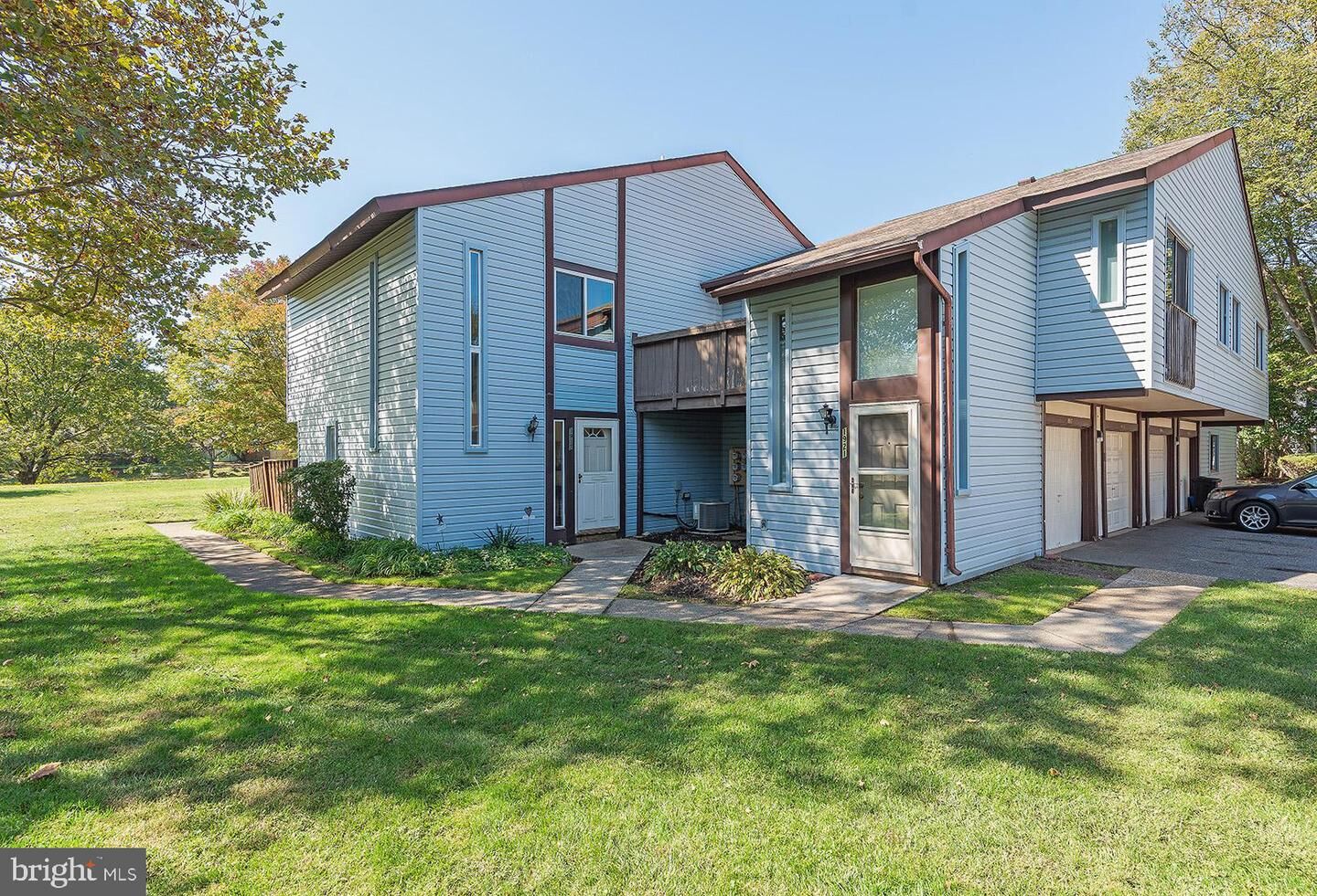 Property Photo:  1917 Everglade Court A  MD 21114 