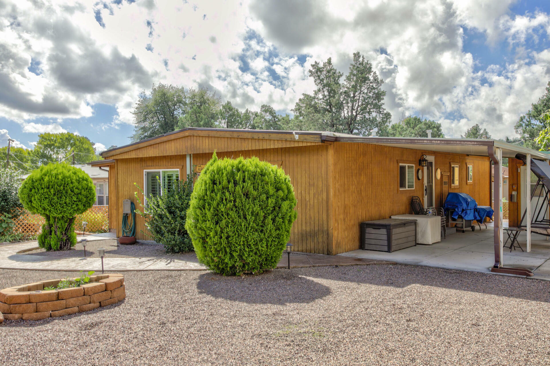 Property Photo:  611 W Barnum Circle  AZ 85541 