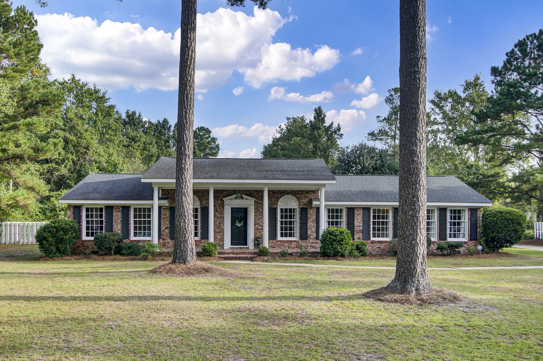 Property Photo:  146 Gourdin Street  SC 29479 