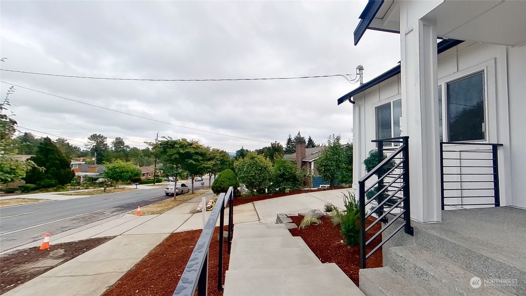 Property Photo: 2517 S Orcas Street WA 98108