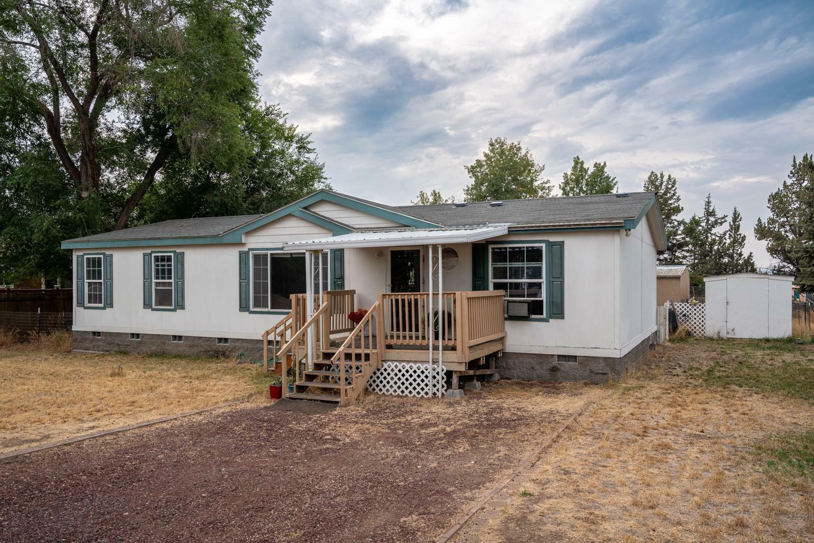 Property Photo:  3610 NW Oak Avenue  OR 97756 