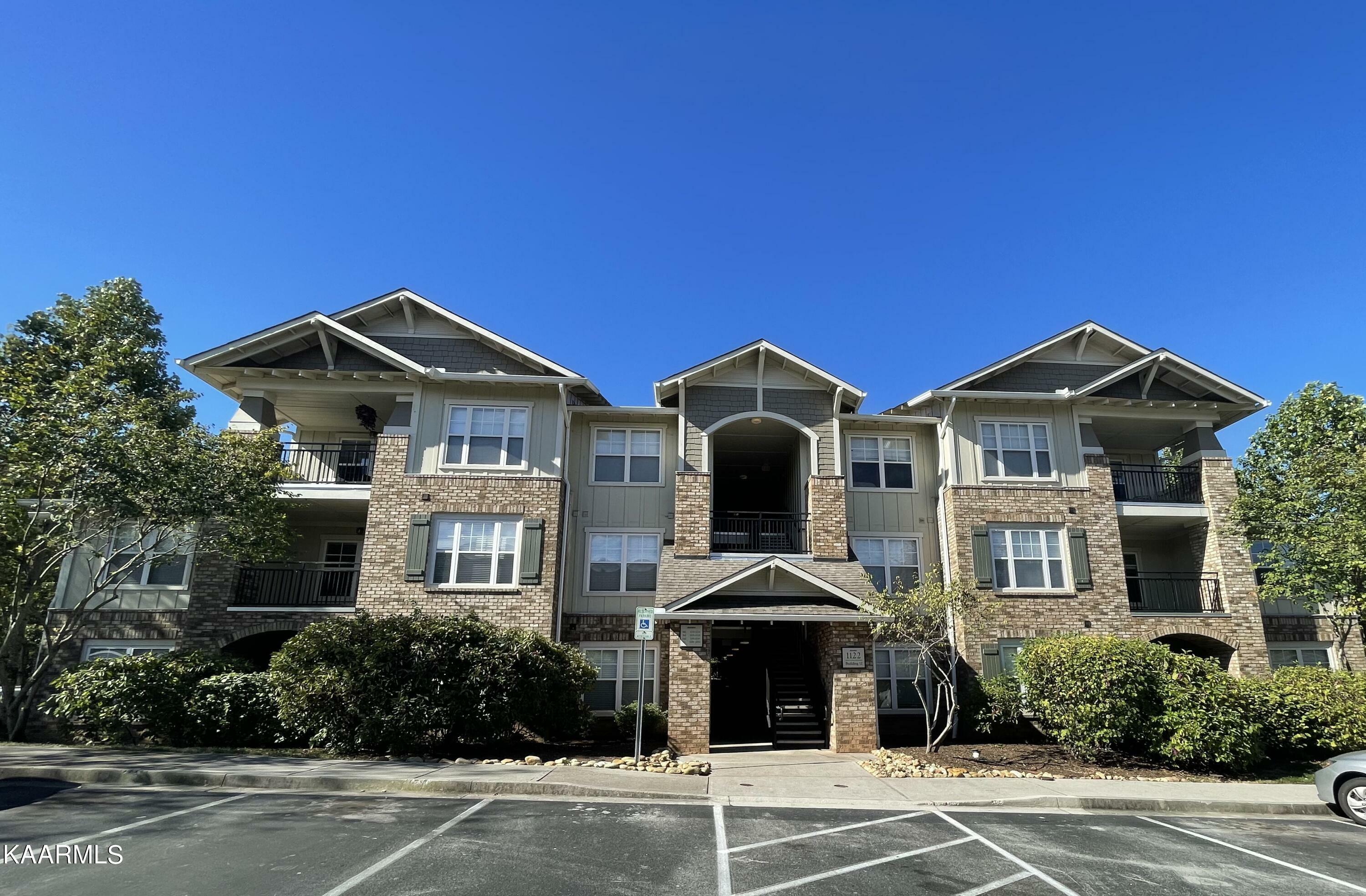 1122 Tree Top Way 1222  Knoxville TN 37920 photo