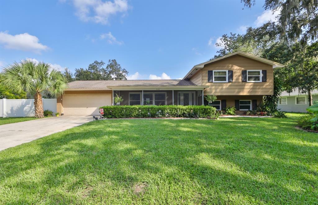 Property Photo: 502 Brooker Road FL 33511