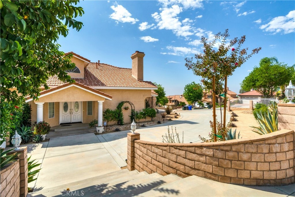 Property Photo:  6917 Roddick Drive  CA 92346 