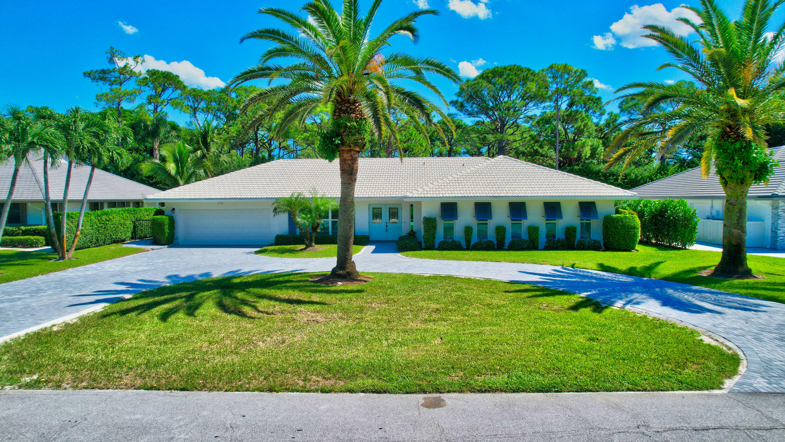 Property Photo:  11862 Dunes Road  FL 33436 