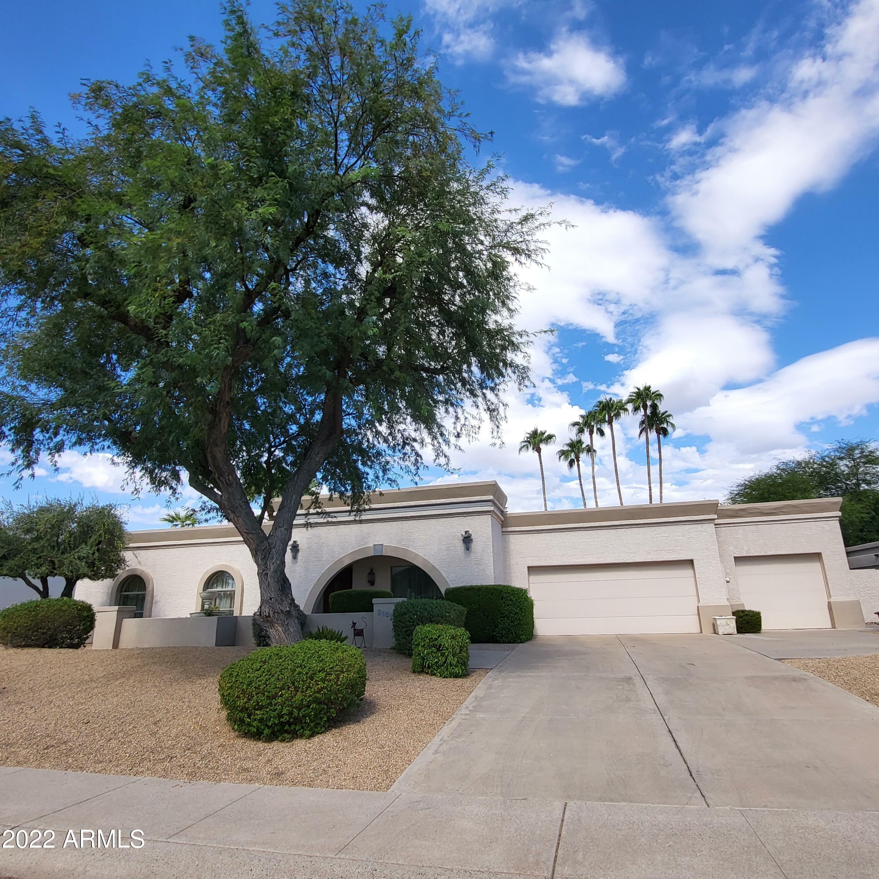 Property Photo:  8108 E Del Cadena Drive  AZ 85258 