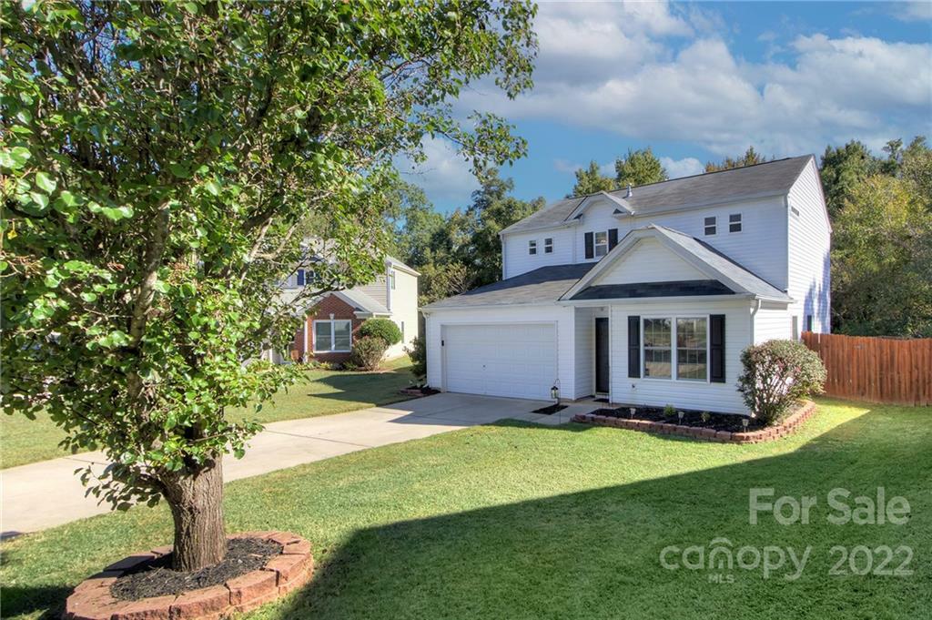 Property Photo: 1005 Omaha Drive NC 28110
