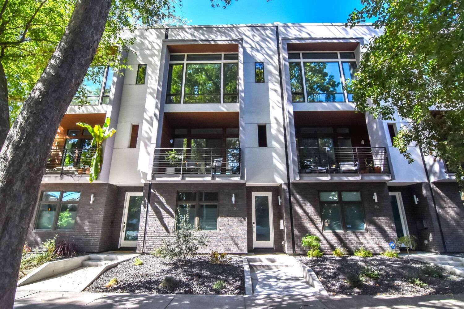 Property Photo: 1928 15th Street CA 95811