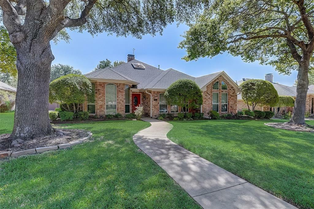 Property Photo:  3102 Foxcreek Drive  TX 75082 