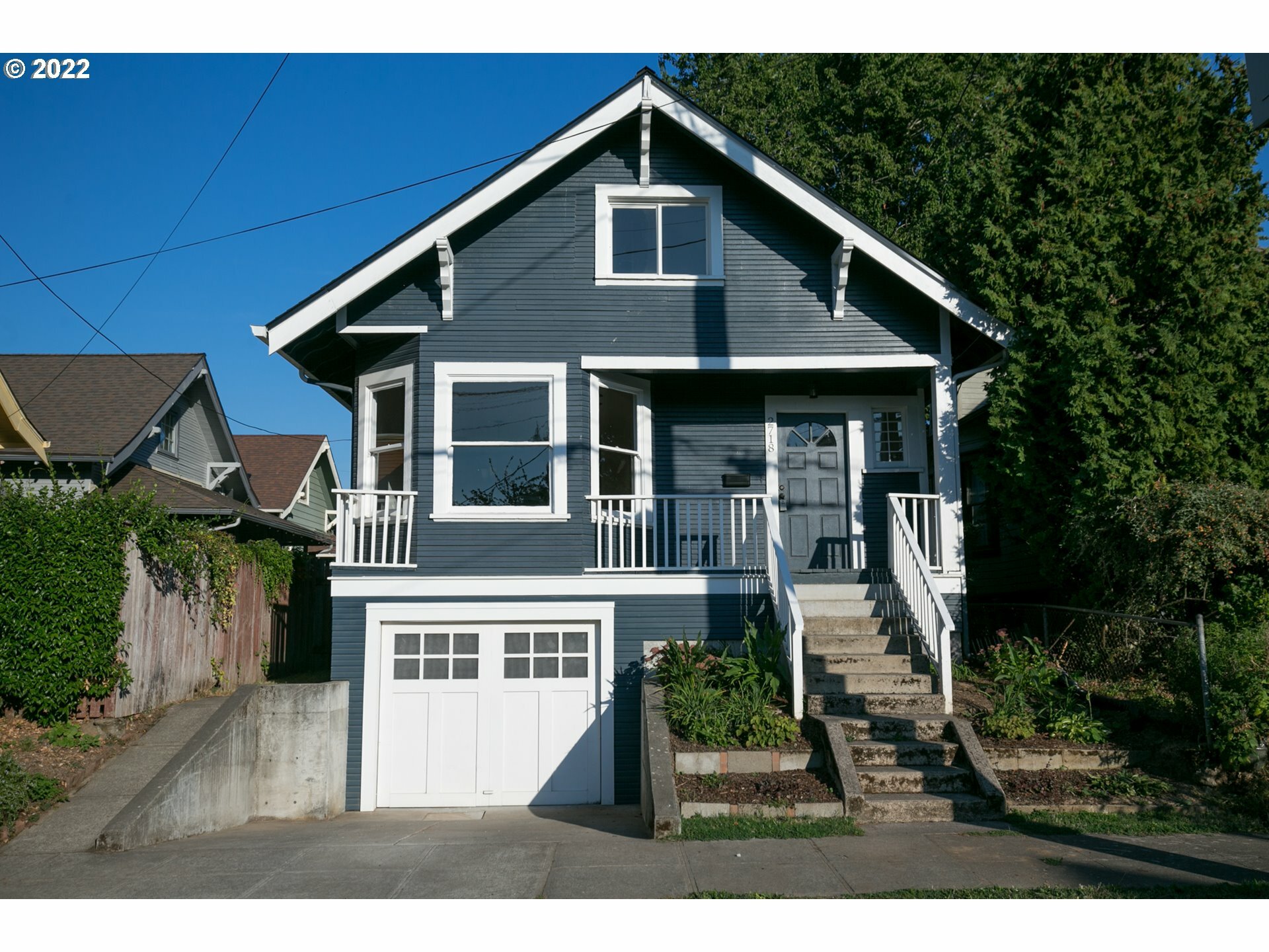 2718 SE 28th Pl  Portland OR 97202 photo