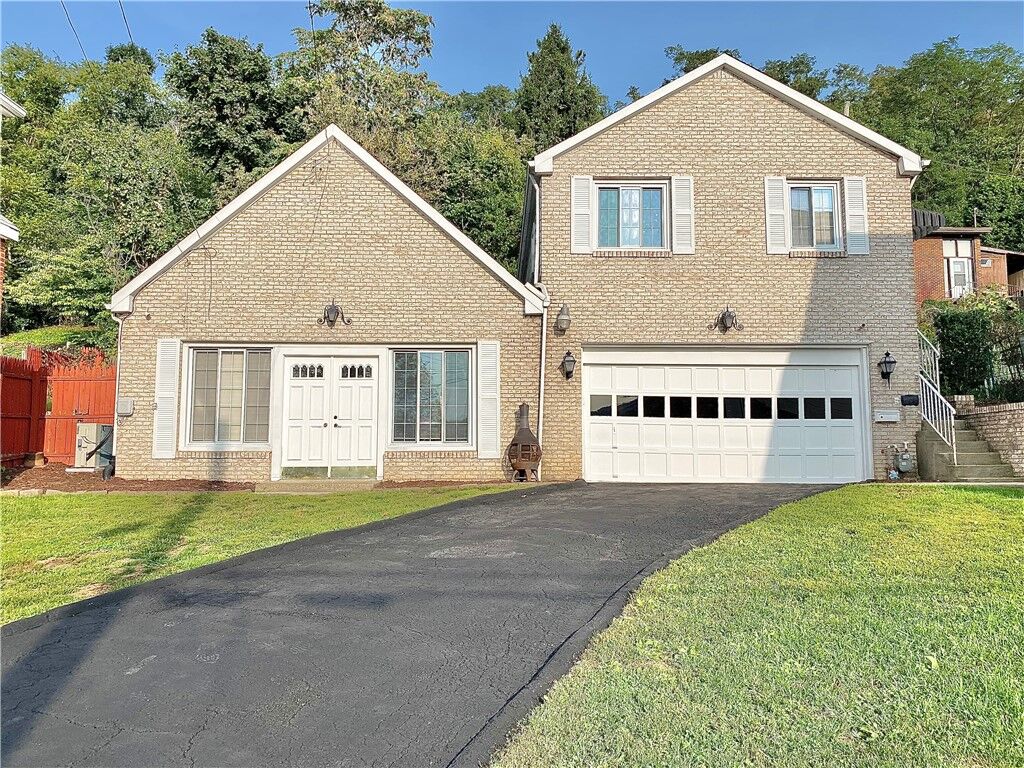 Property Photo: 303 Euclid Avenue PA 15045