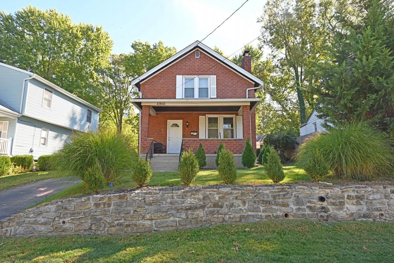 Property Photo:  6866 Esther Ln  OH 45243 