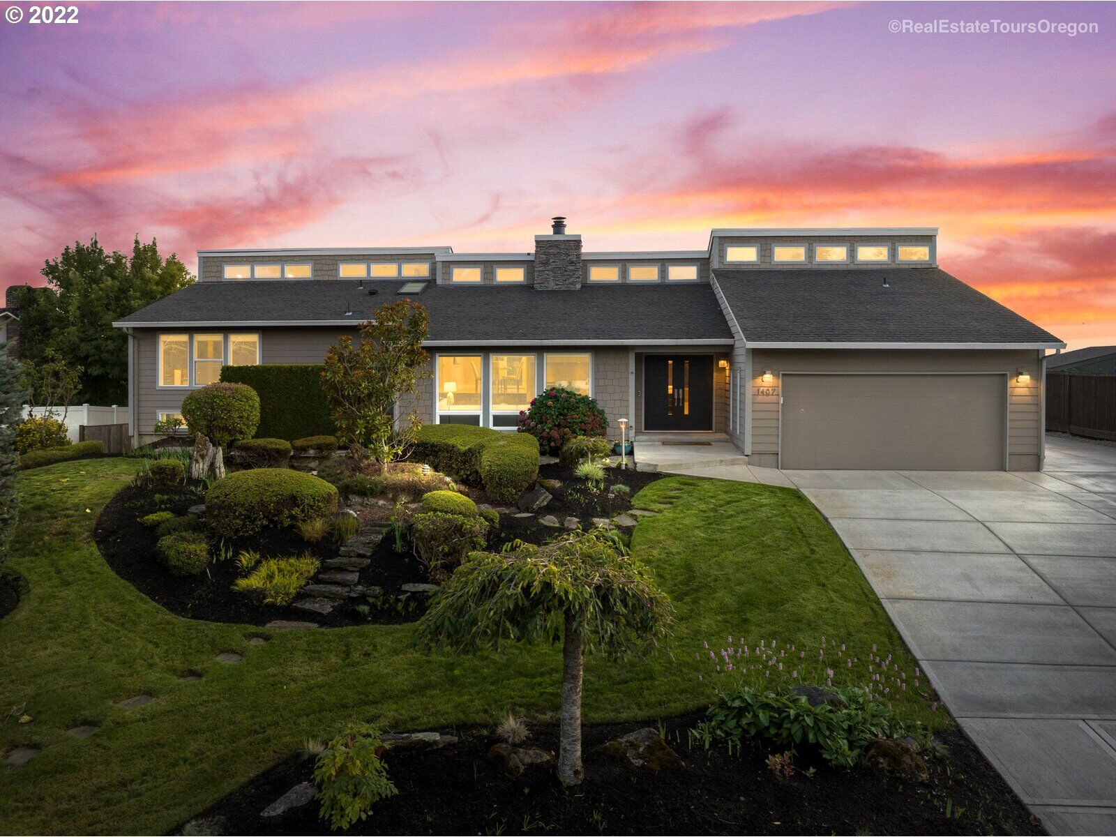 Property Photo:  1407 NW 80th St  WA 98665 