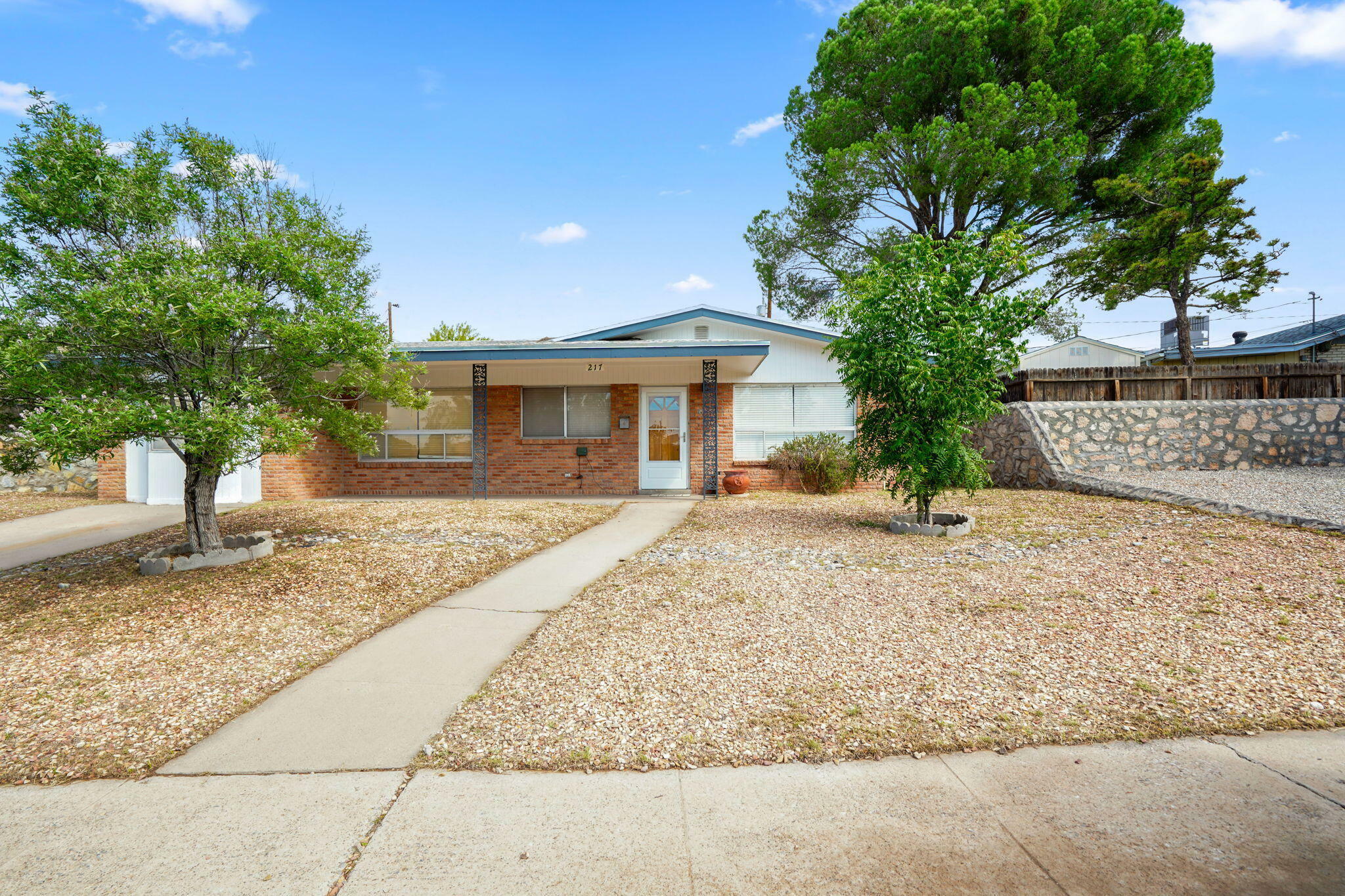 217 Viking Drive  El Paso TX 79912 photo