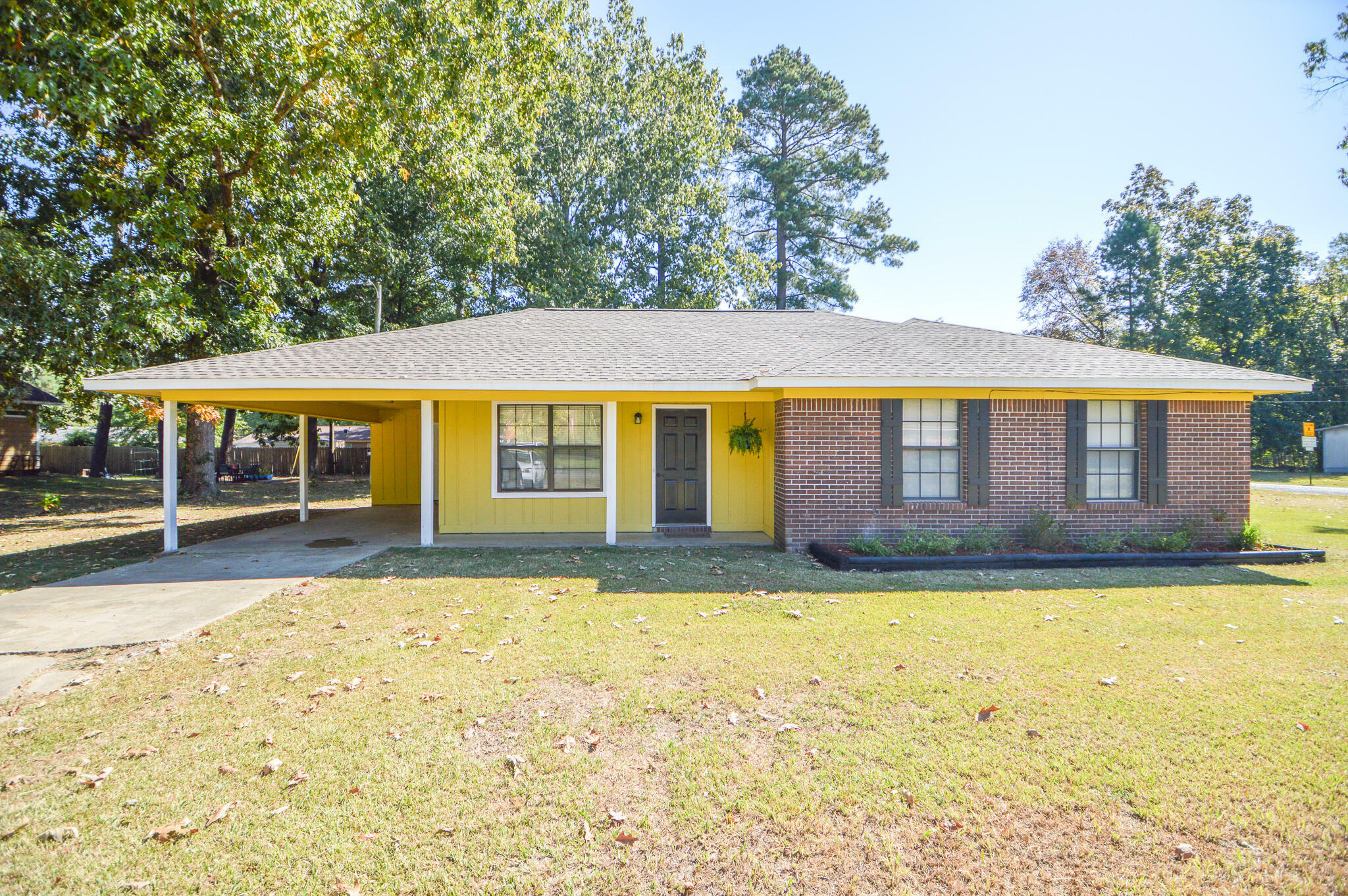 252 Arnold Drive  Starkville MS 39702 photo