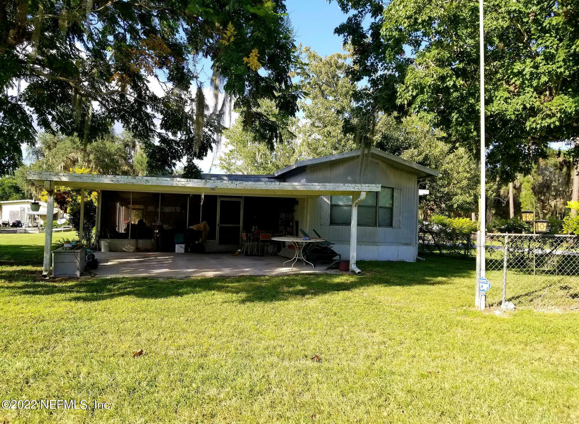 Property Photo: 261 Hess Road FL 32112