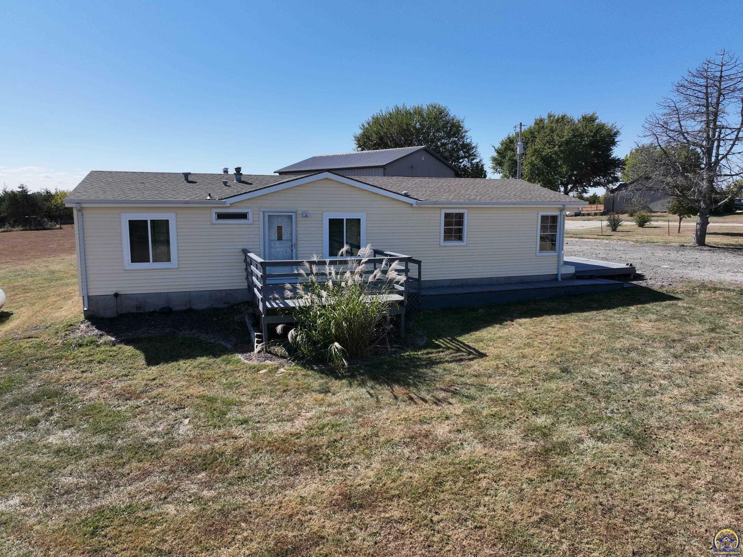 Property Photo:  10505 SW 49th St  KS 66610 