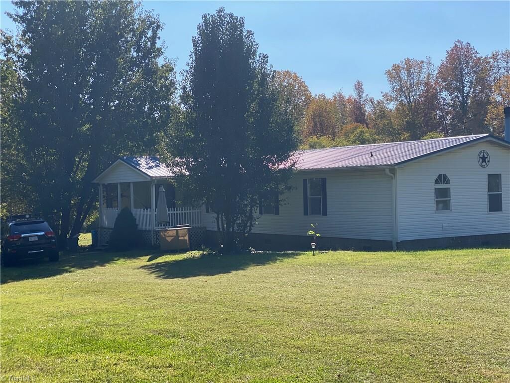 Property Photo: 4506 Old Lexington Road NC 27107