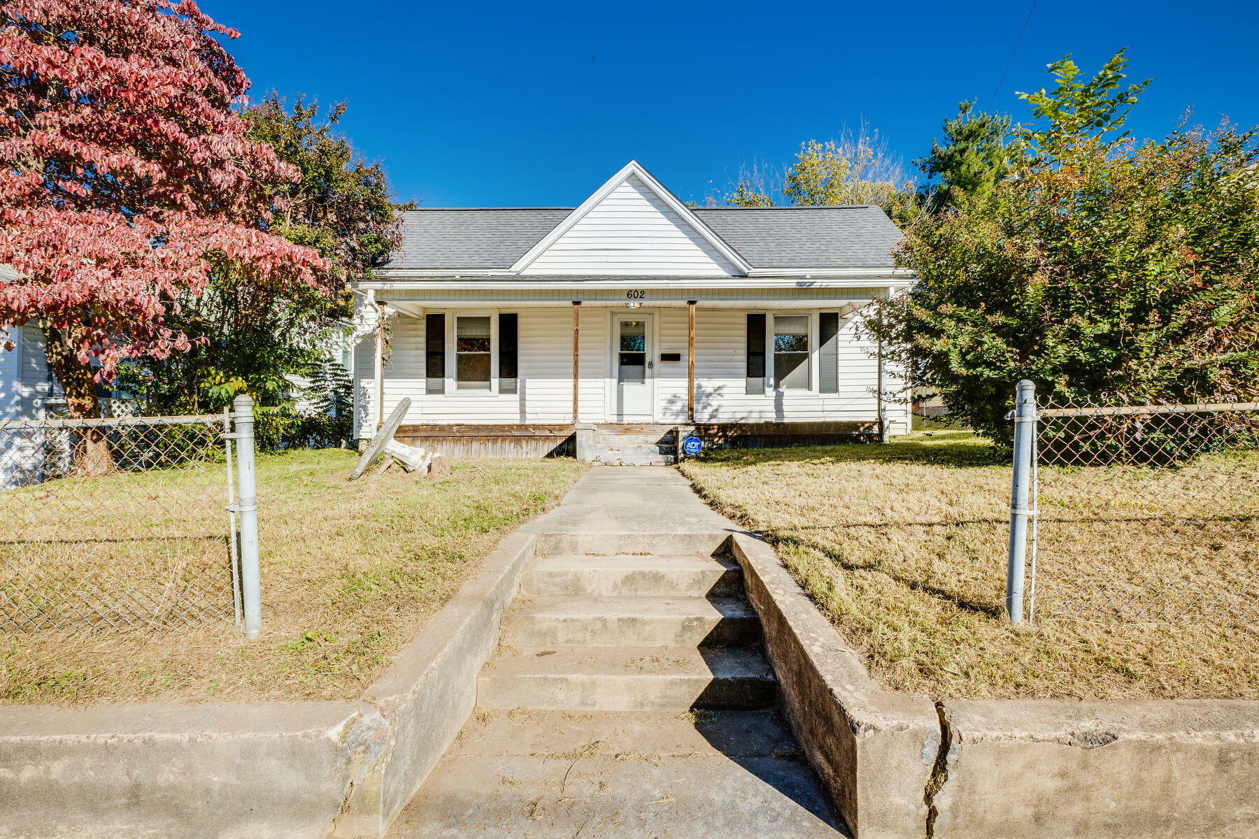 Property Photo:  602 West Magnolia Avenue  TN 37604 