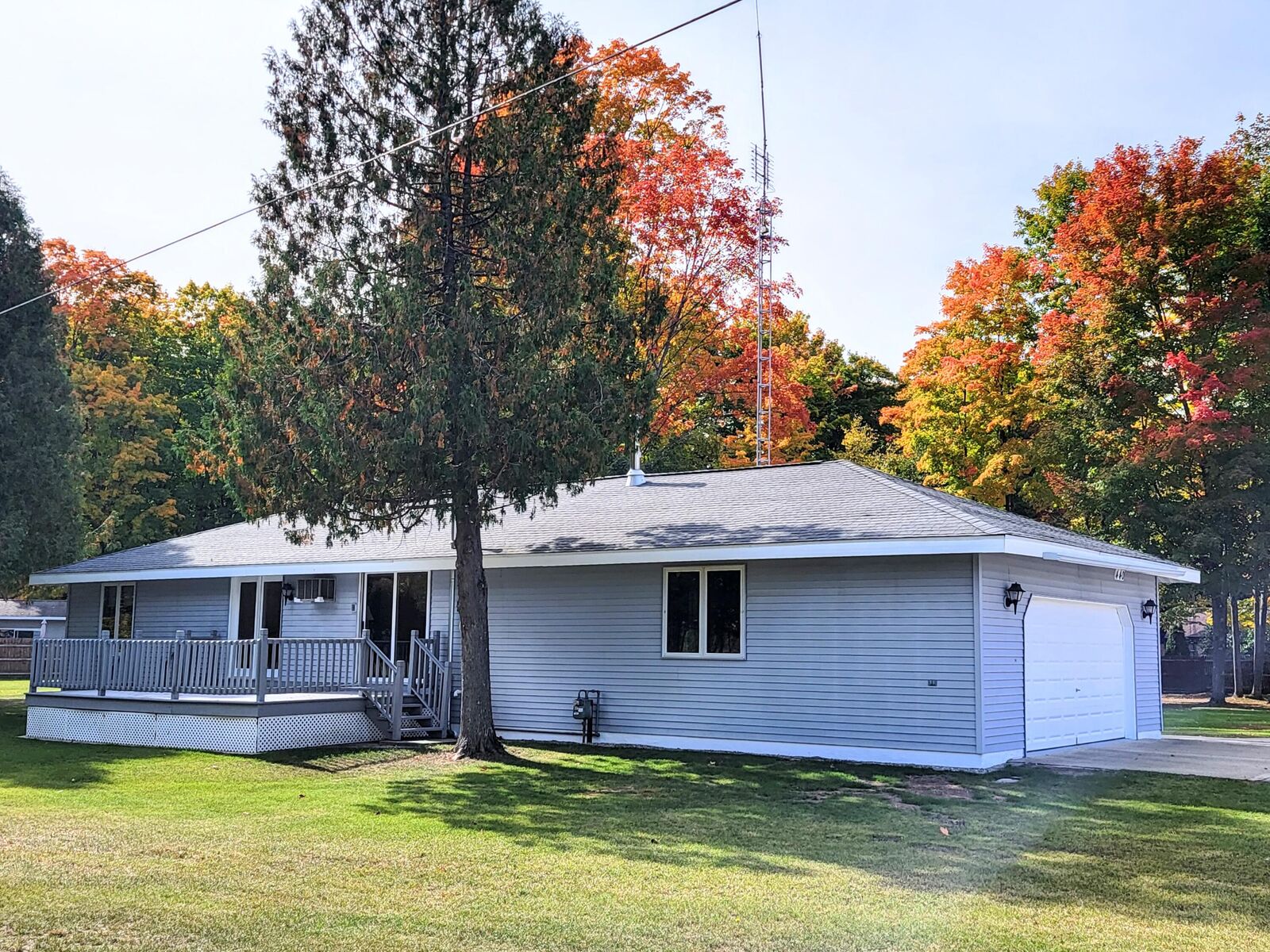 Property Photo: 440 Forest View Street MI 49795