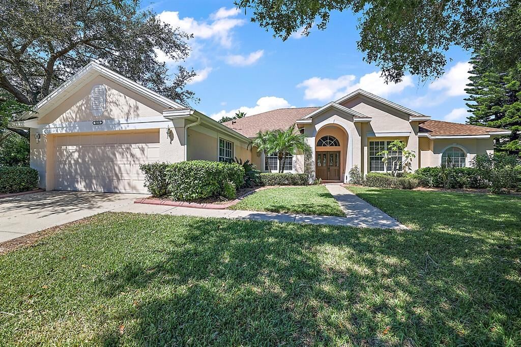 Property Photo: 8059 Laurel Ridge Drive FL 32757