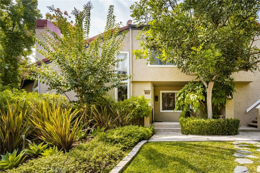 Property Photo:  113 Stanford Court  CA 92612 