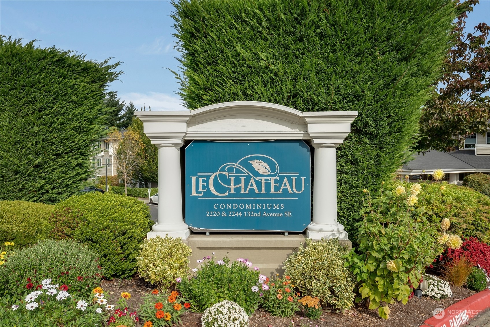 Property Photo: 2244 132nd Avenue SE B-305 WA 98005