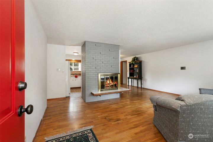 Property Photo: 3932 Colonial Lane SE WA 98366