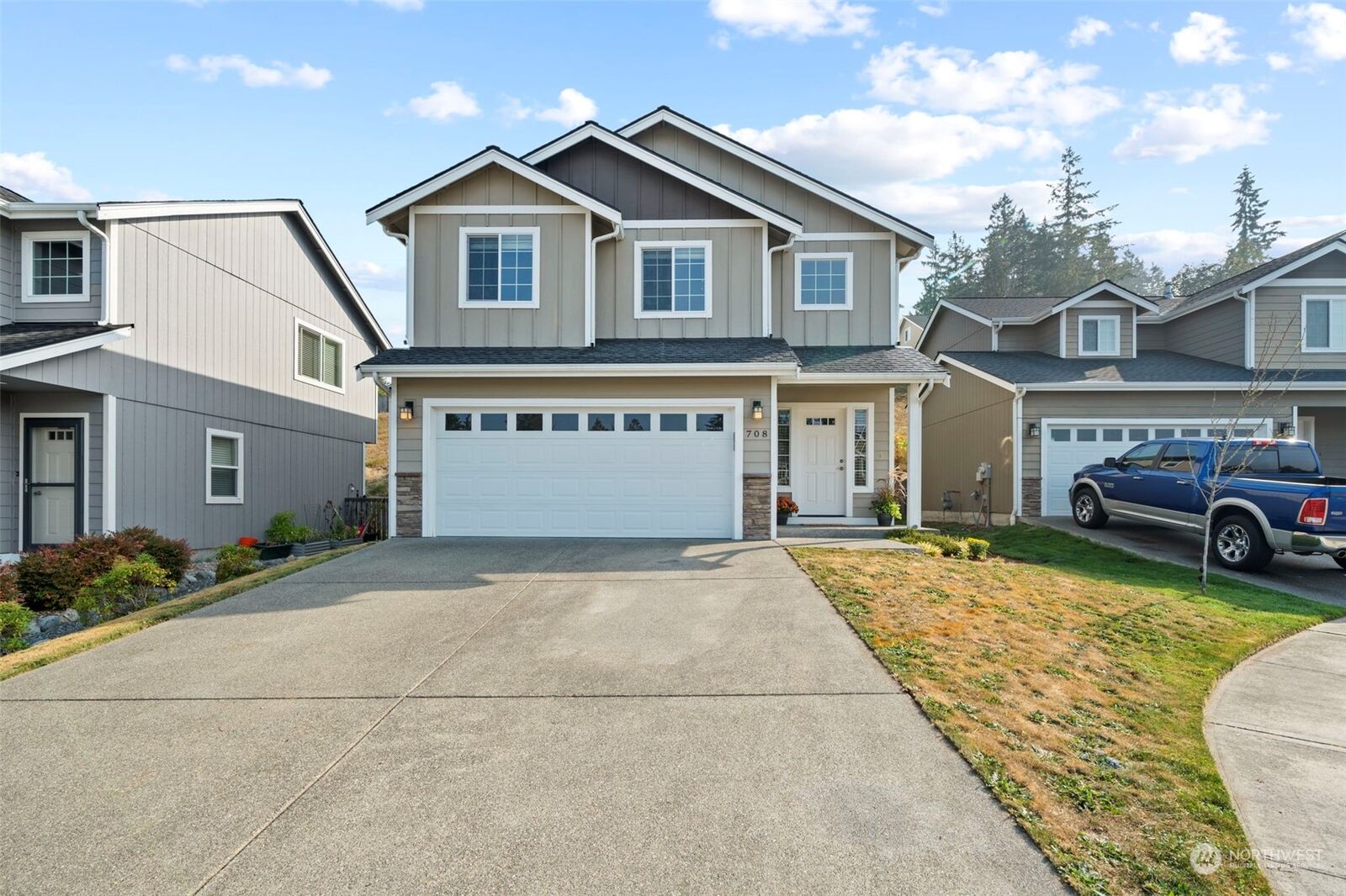 Property Photo:  708 Courage Court SE  WA 98366 