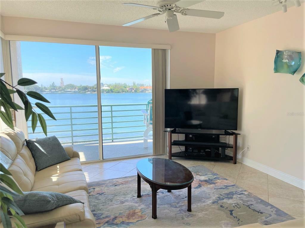 Property Photo:  8000 Sailboat Key Boulevard S 201  FL 33707 