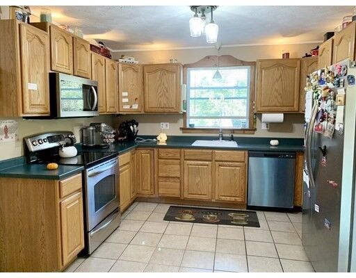 Property Photo:  4 Chipaway Ln  MA 02717 