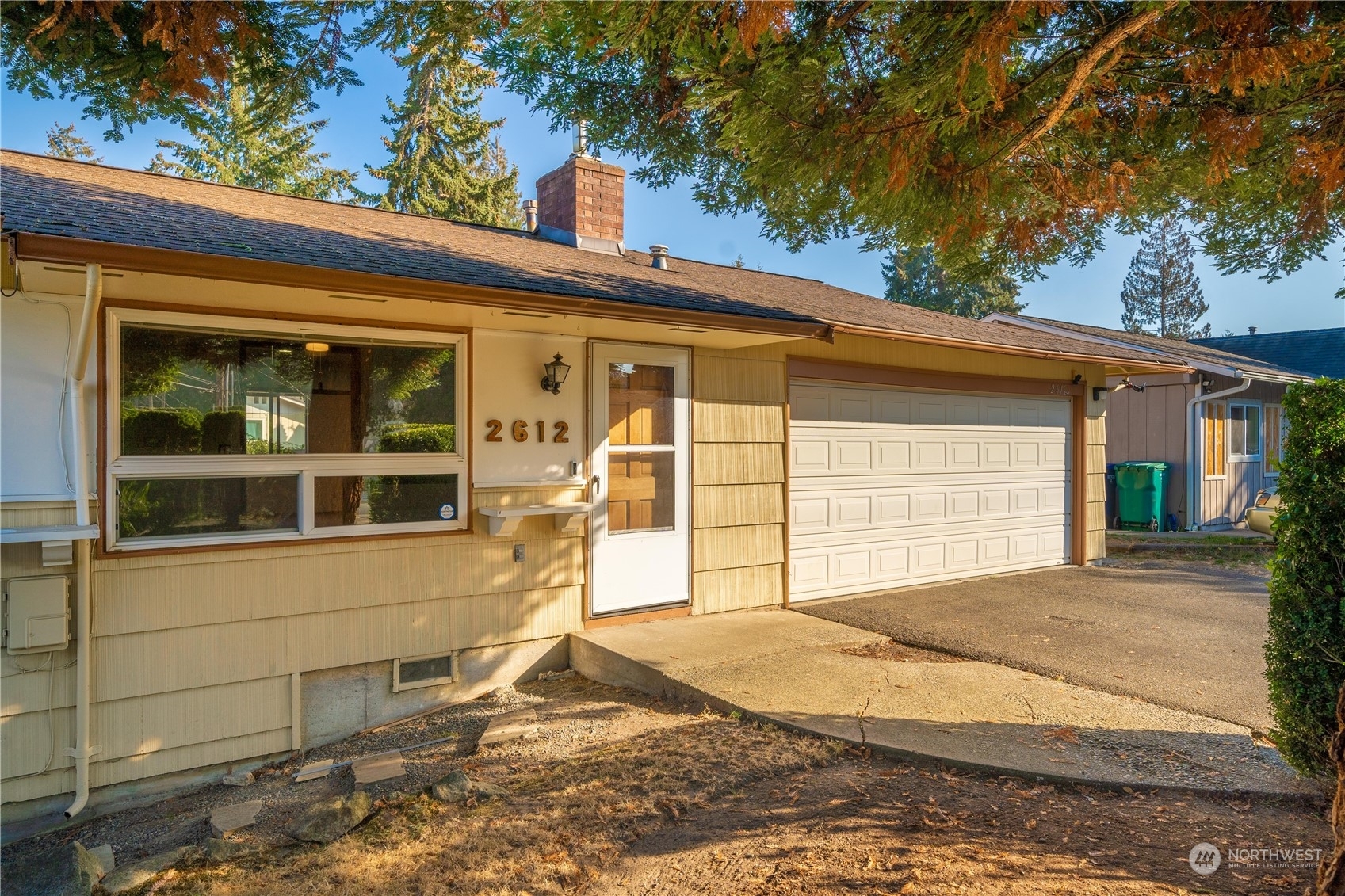 Property Photo: 2612 M Street SE WA 98002