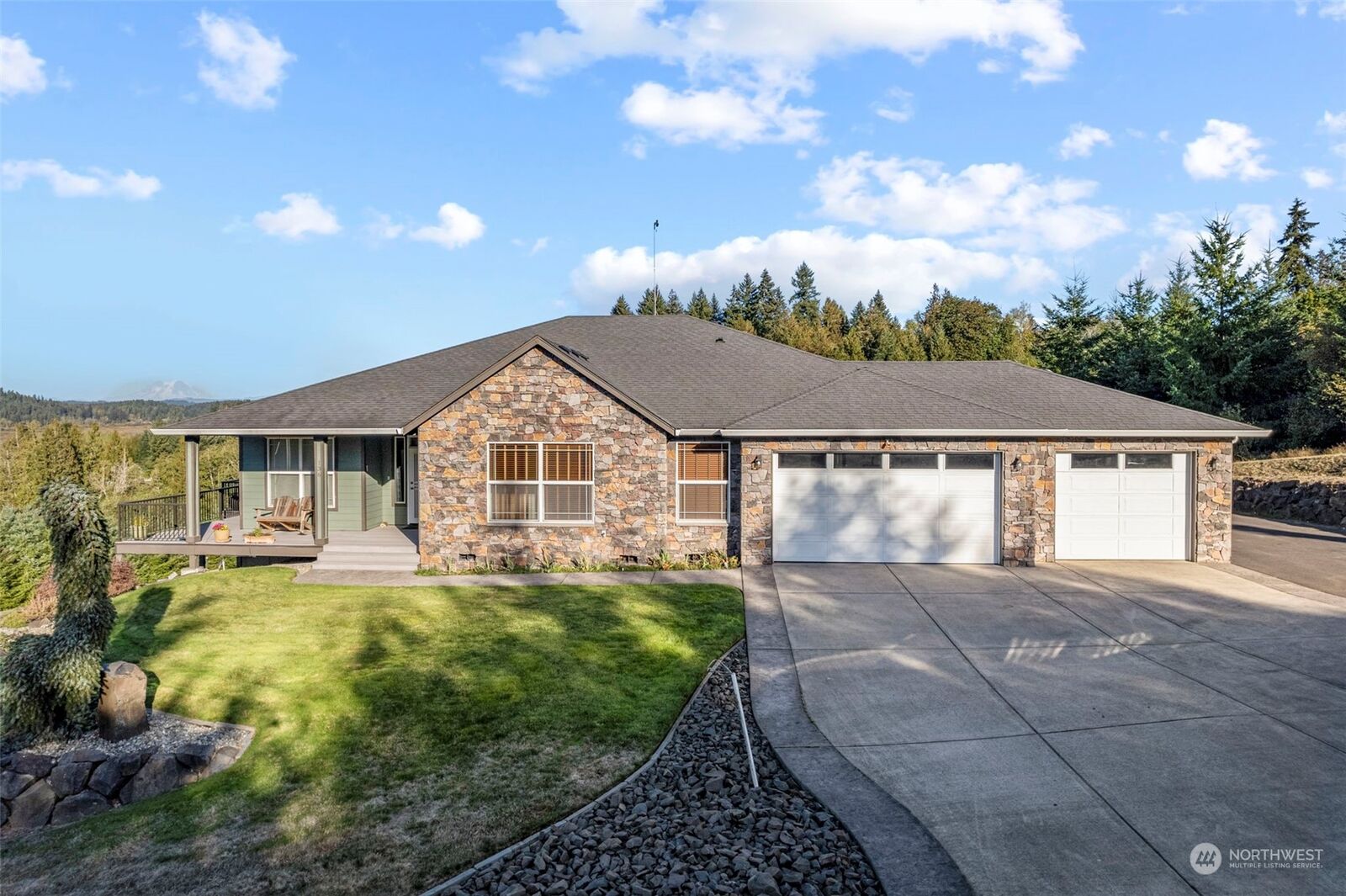 Property Photo:  136  Cranberry Road  WA 98611 
