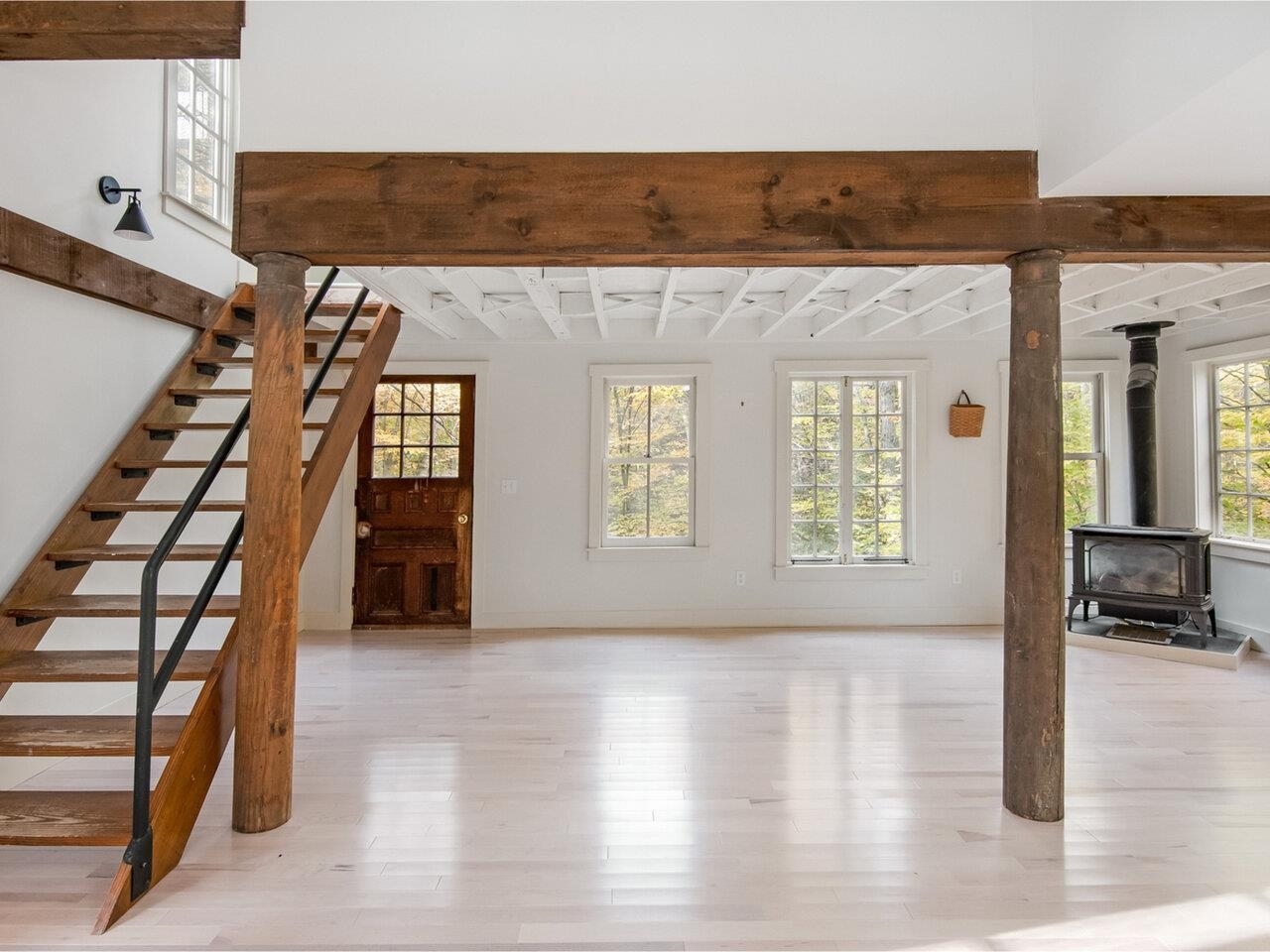 Property Photo: 1727 Stage Road VT 05477