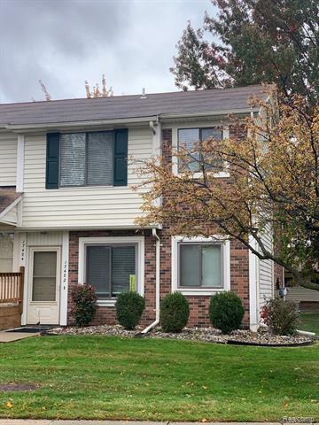 Property Photo: 17402 Utica Oaks Lane MI 48066
