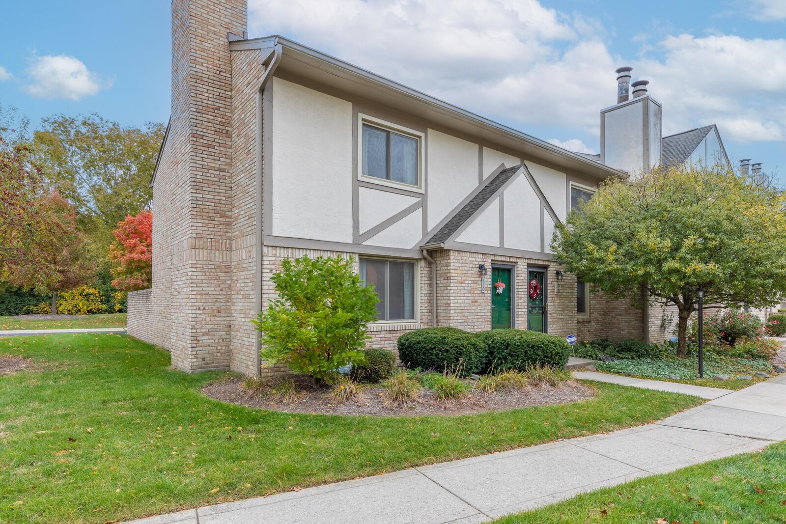 Property Photo:  110 Carrowmoor Court  OH 43017 