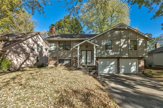 Property Photo:  207 12th Street N  MO 64034 