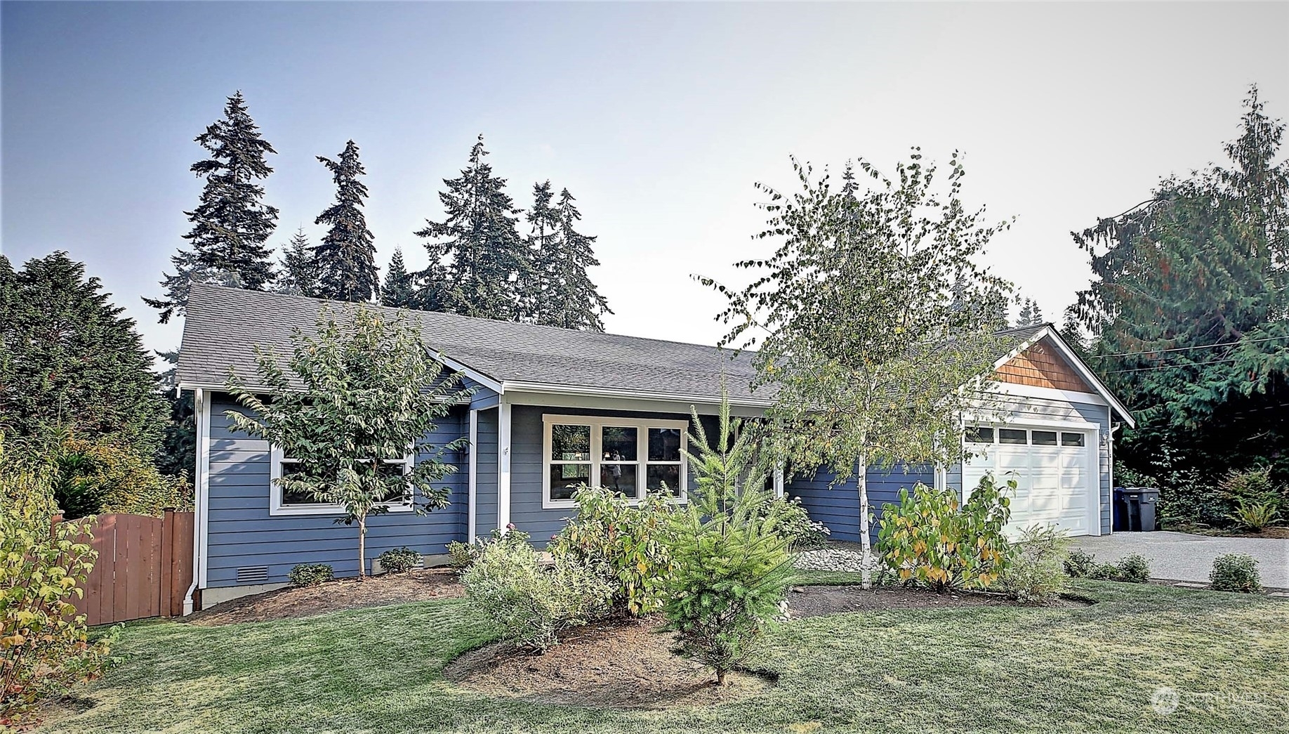 Property Photo:  1613 Poplar Lane  WA 98282 