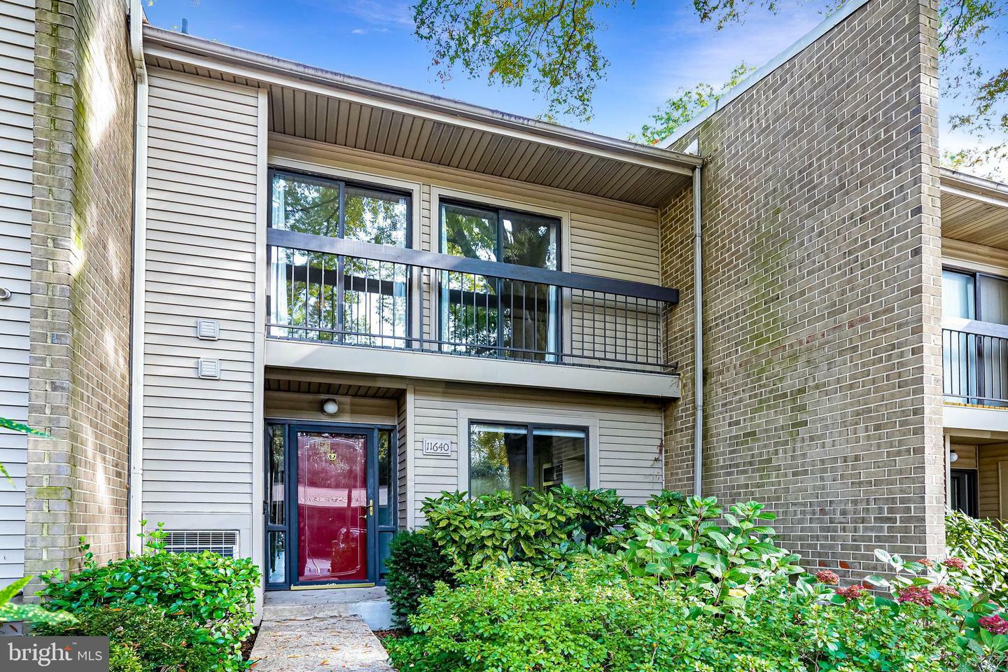 Property Photo:  11640 Ivystone Court 2A2  VA 20191 