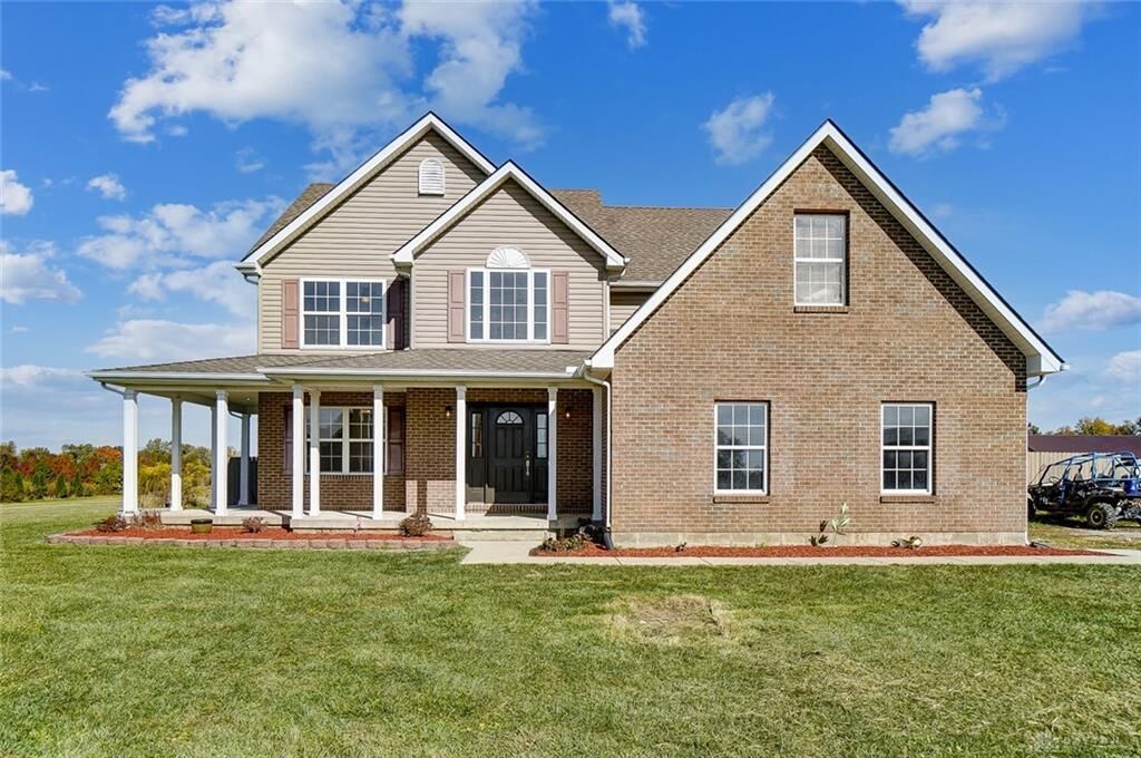 Property Photo: 3828 Miller Road OH 45502