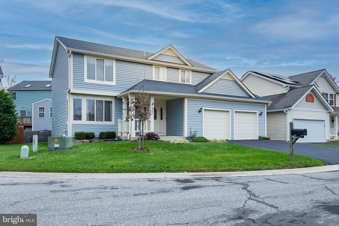 Property Photo: 4204 Leatherwood Terrace MD 20866