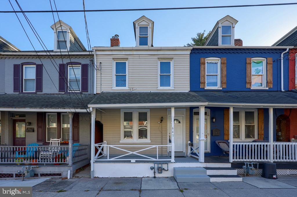 Property Photo: 645 N Mary Street PA 17603