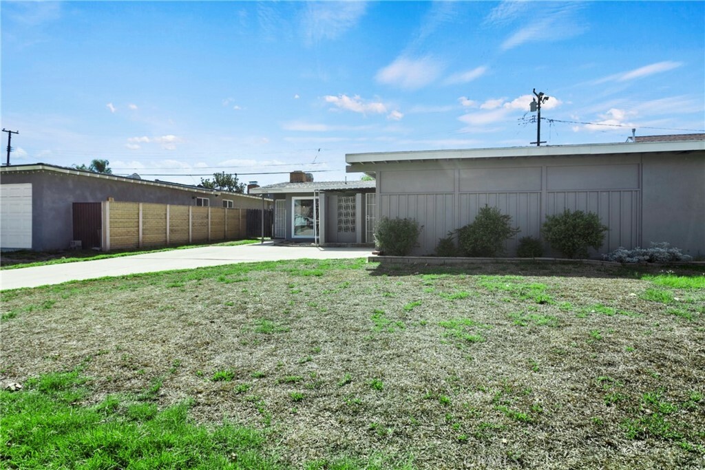Property Photo:  15520 Ashgrove Drive  CA 90638 